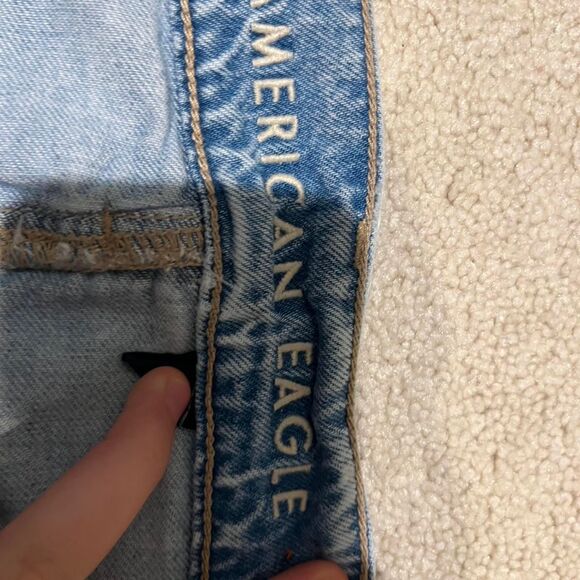 American Eagle Dreamy Drape Stretch Ripped Super High-Waisted Baggy WideLeg Jean - Picture 2 of 4